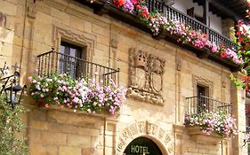 Hotel Los Infantes en Santillana Del Mar